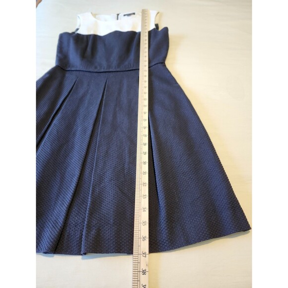 Tahari by ASL Women's Dress Navy Blue Nautical Fit & Flare Pleated size 8 - Picture 7 of 10